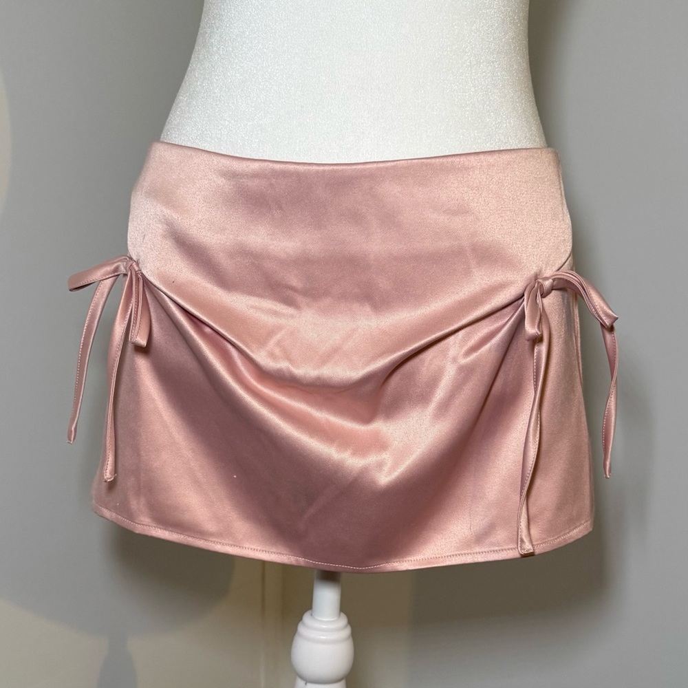 With Jean Pink Bow Mini Skirt